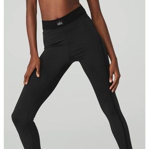 Alo Line up Leggings